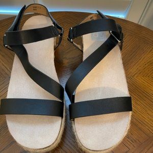 Dolce Vita Iman women’s strappy Espadrille Sandals